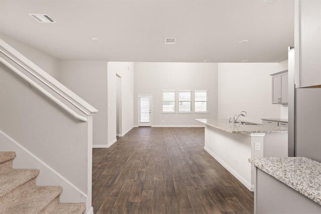 Building Photo - 179 Jayden Dr