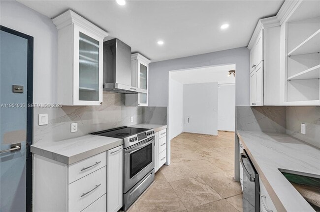 Building Photo - 11 Island Ave