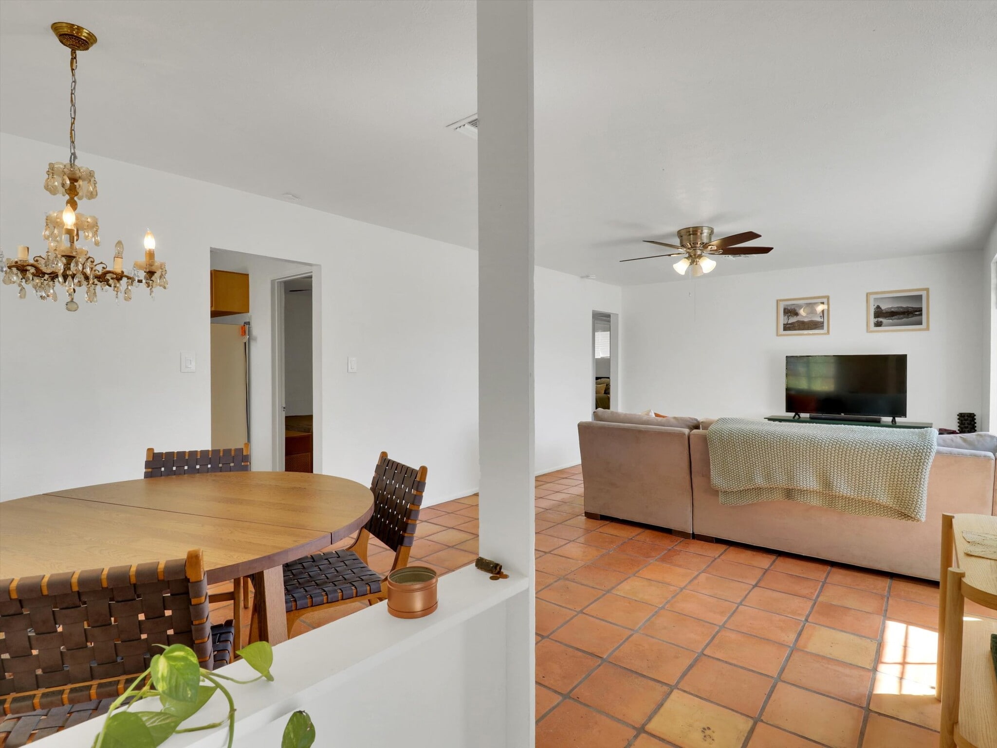 Building Photo - 1022 E Keim Dr