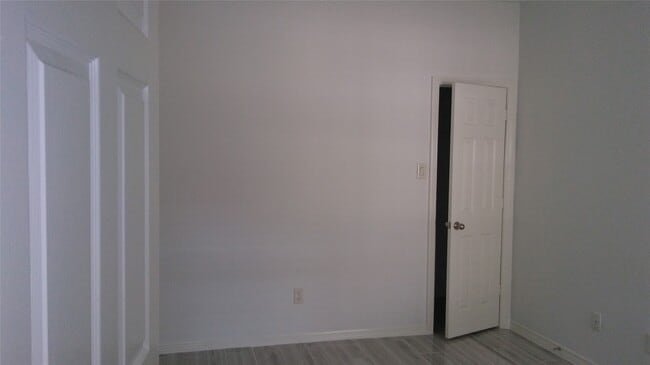 Building Photo - 20914 Sun Creek Dr