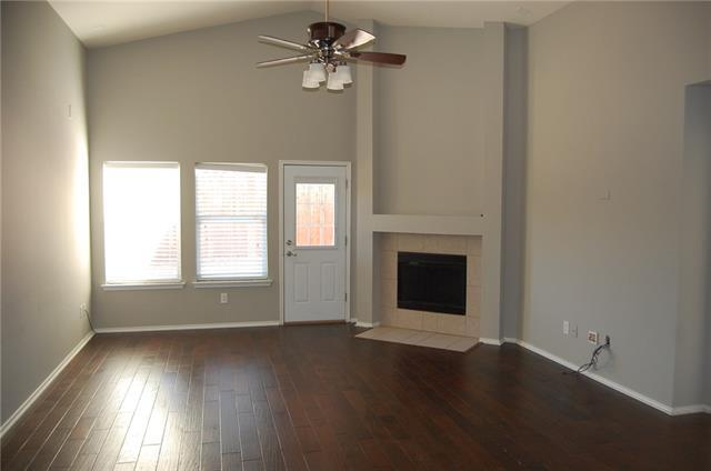 Building Photo - 5313 Comanche Wells Dr