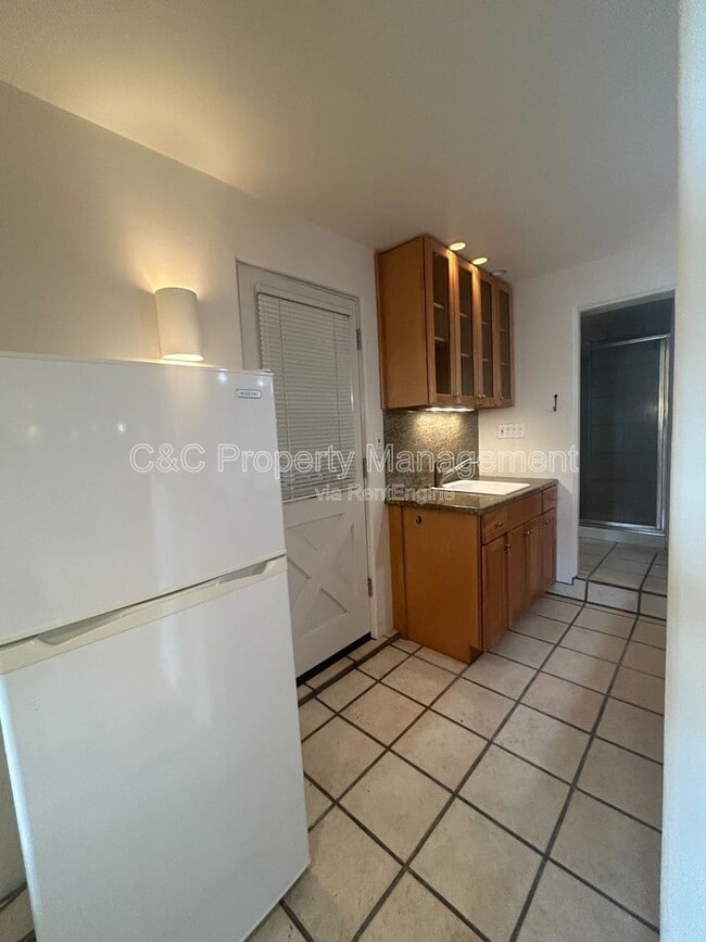 Building Photo - 1194 Sterling Ave