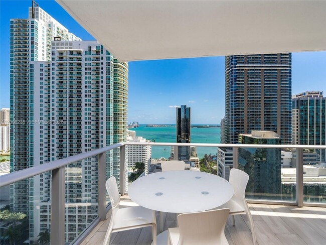 Building Photo - 1010 Brickell Ave
