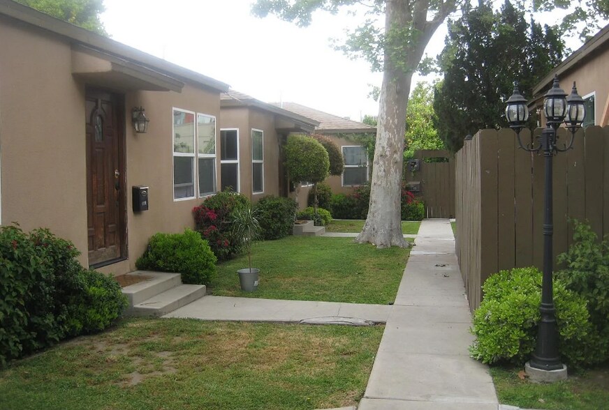 Building Photo - 11121 Morrison St