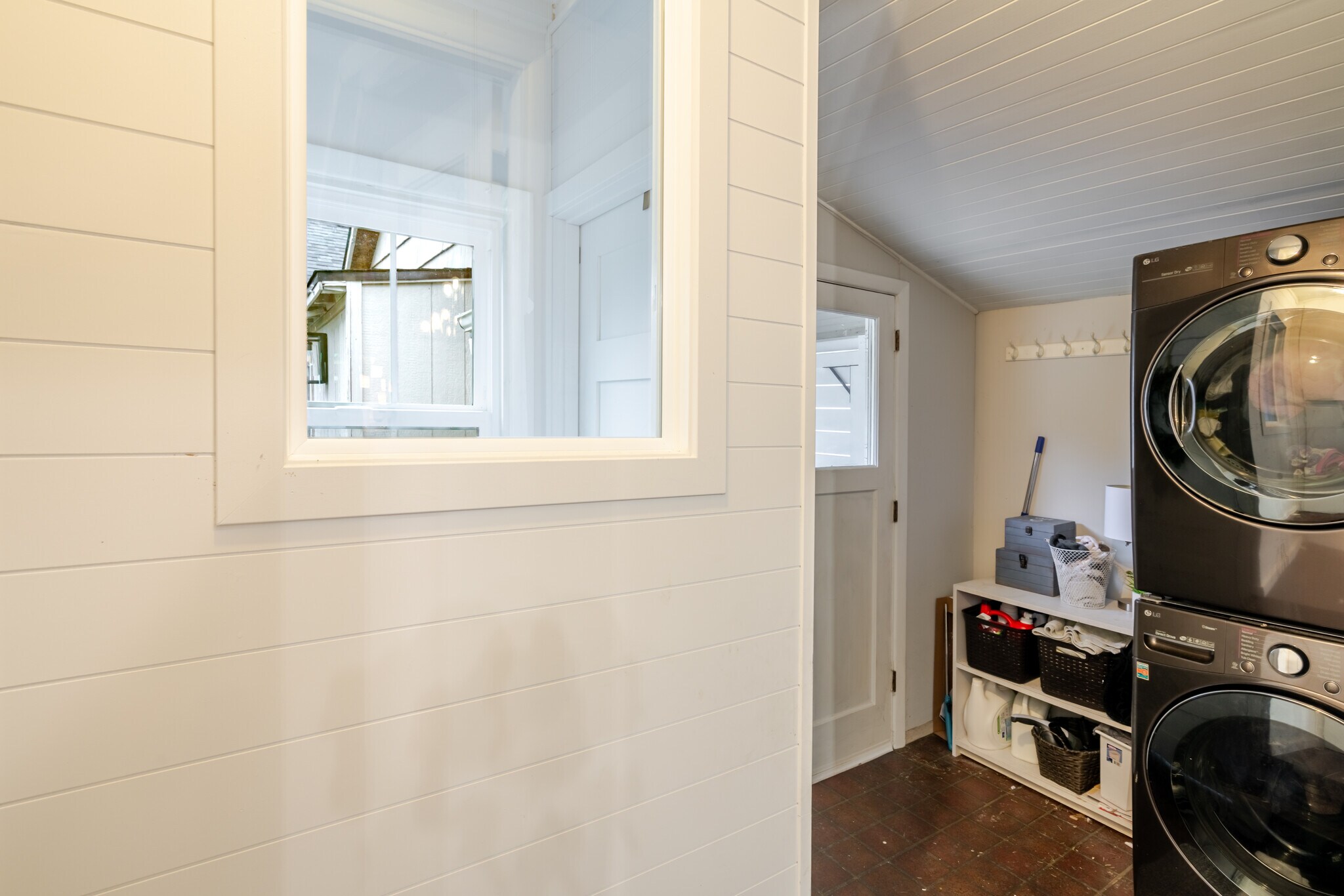 Building Photo - 200 W Arlington St