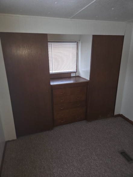 Building Photo - 8464 Cleveland Ave NW