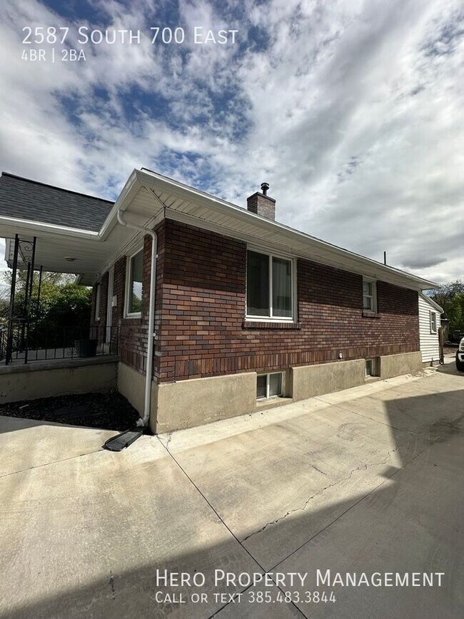 Building Photo - 2587 S 700 E