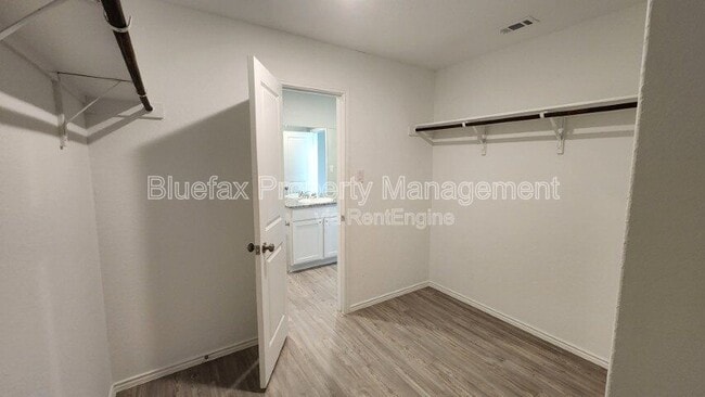 Building Photo - 13869 Llama Pl