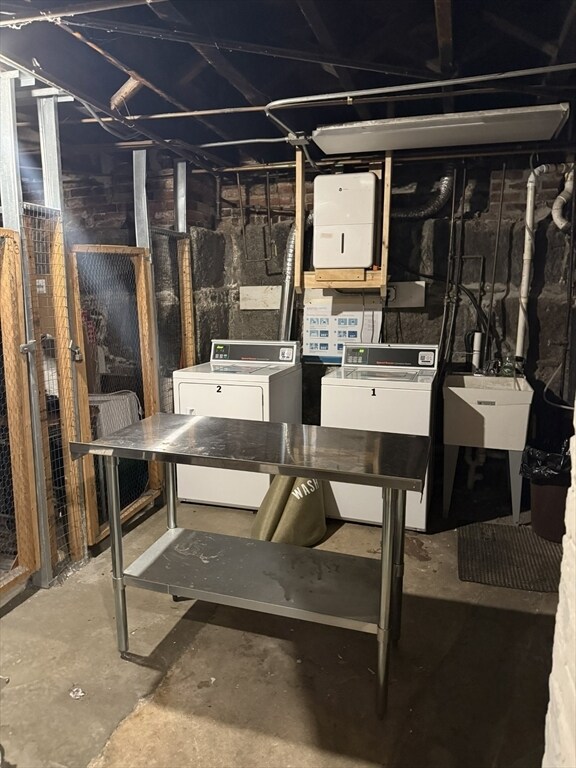 Building Photo - 21 Moon St