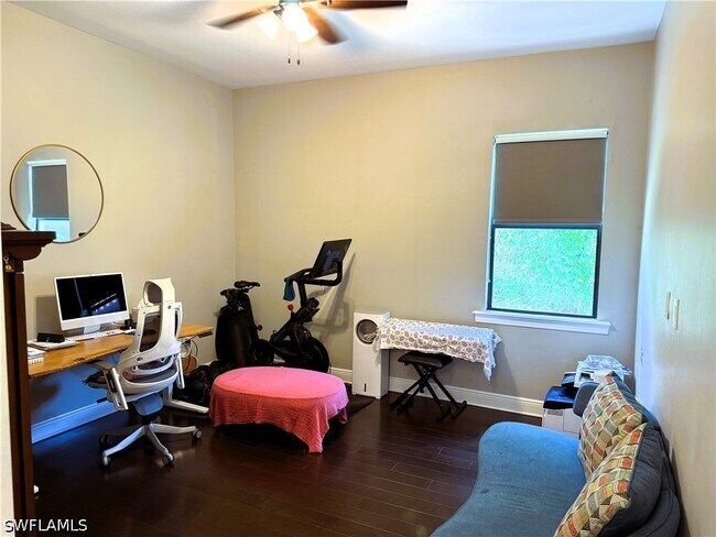 Building Photo - 10124 Belcrest Blvd