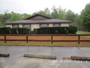 Building Photo - 1688 SW 109th Pl