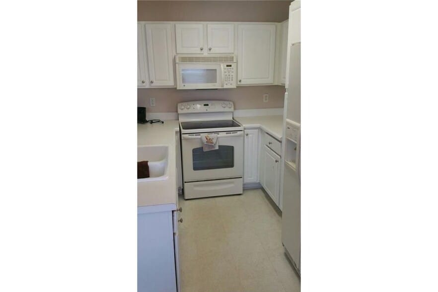 Building Photo - 908 Waverly Hills Ct