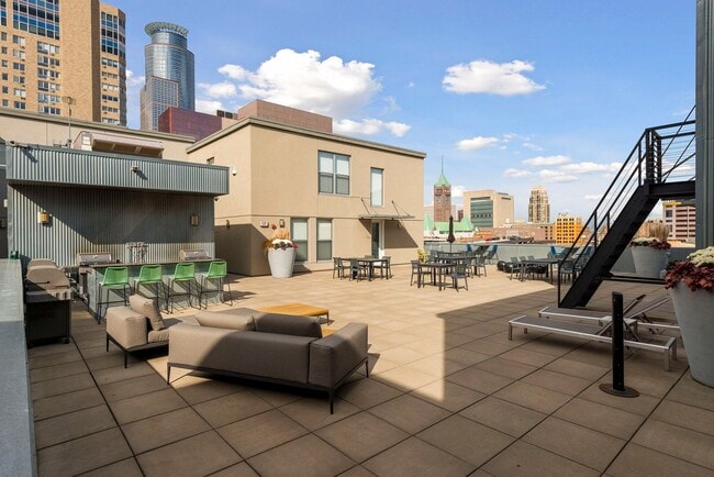 Building Photo - *Rarely Available* 3 Bedroom 2 Bathroom Penthouse At The Sexton Lofts!