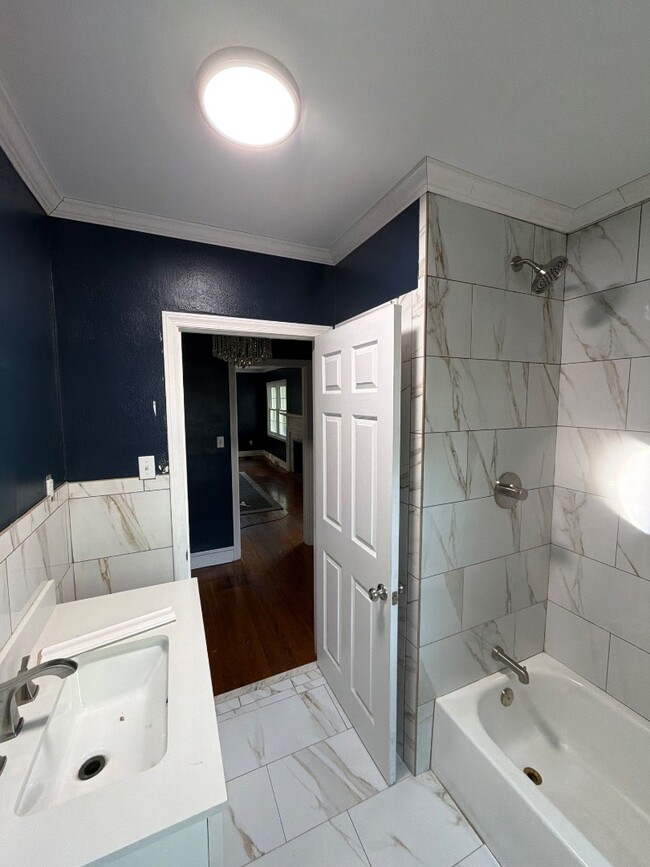 Building Photo - 1532 Rivermont Hts Rd