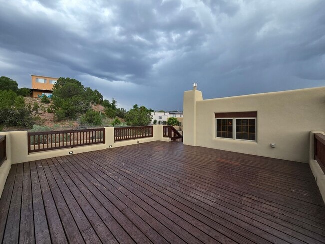 Building Photo - 501 Rio Grande Ave