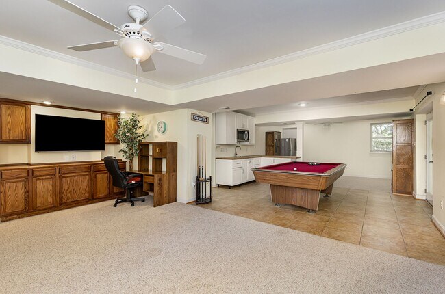 Building Photo - WATERFRONT RENTAL PROPERTY