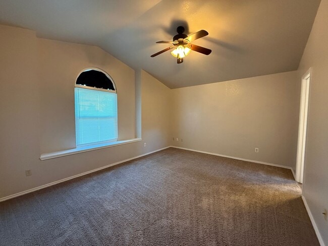 Building Photo - 2501 Windmill Dr