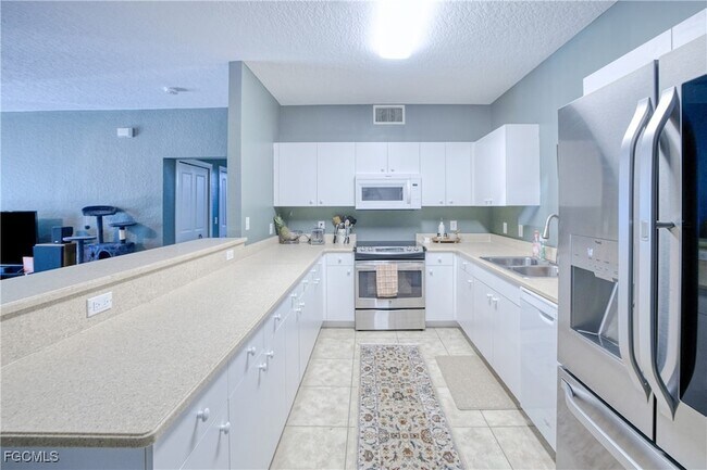 Building Photo - 1040 Hancock Creek S Blvd