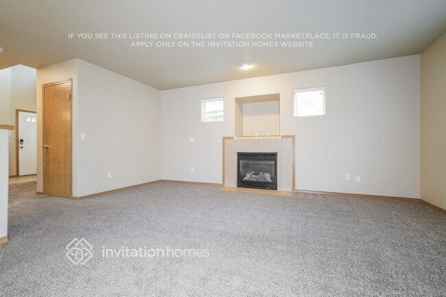 Building Photo - 10904 185th Ave E