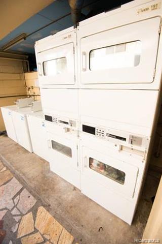 Building Photo - 2556 Lemon Rd