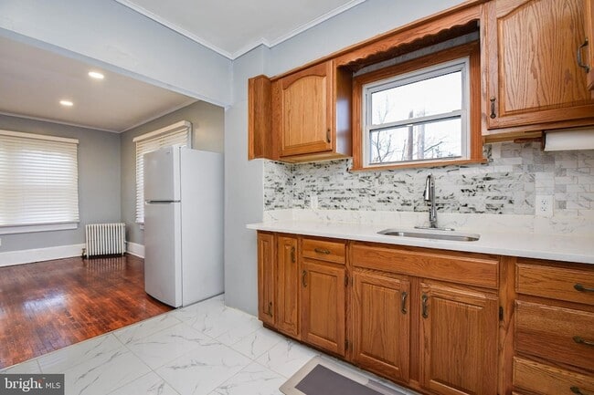 Building Photo - 2612 Olyphant Ave