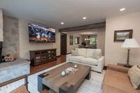 Building Photo - 1024 E Hopkins Ave