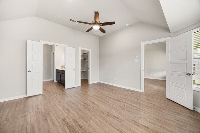 Building Photo - 21618 Coral Mist Dr