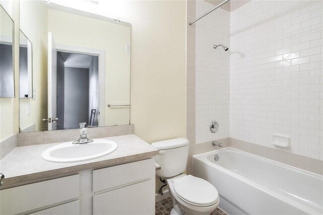 Building Photo - 1201 Grove Blvd