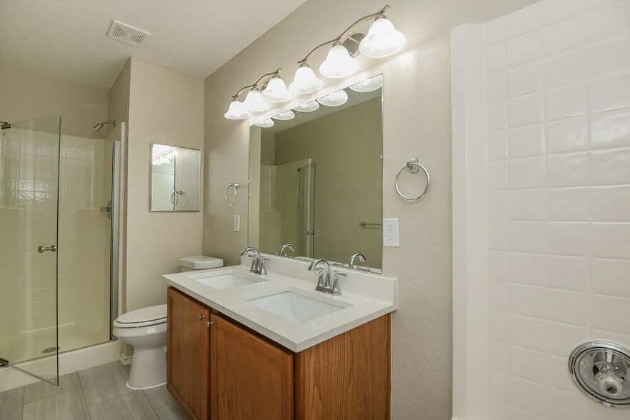 Building Photo - 5312 Newcastle Ln