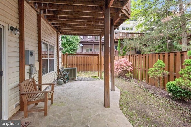 Building Photo - 12489 Lucas Dr