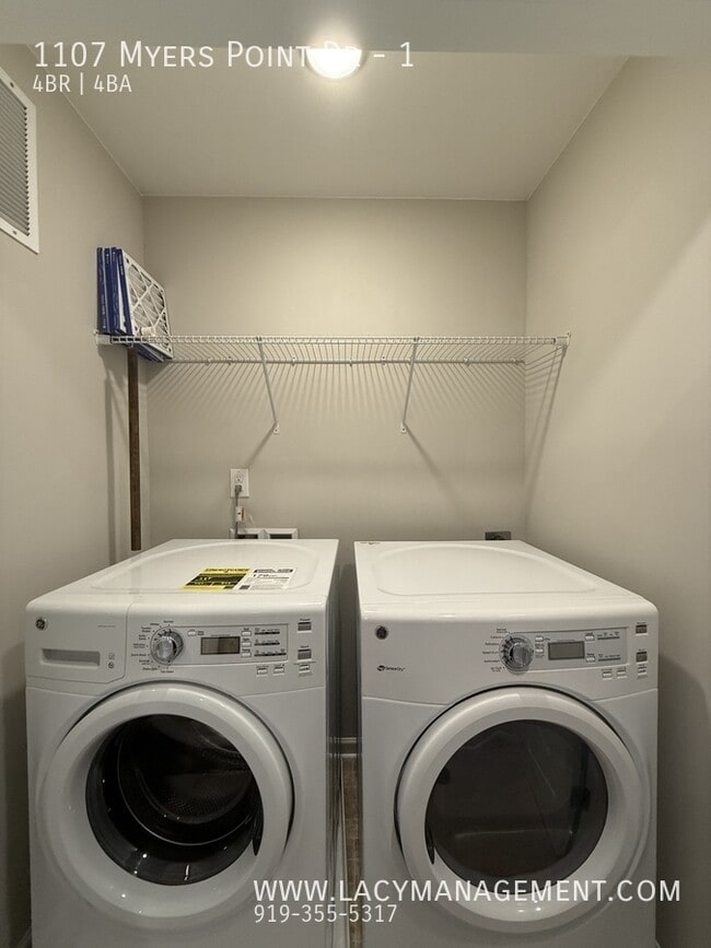 Building Photo - 1107 Myers Point Dr