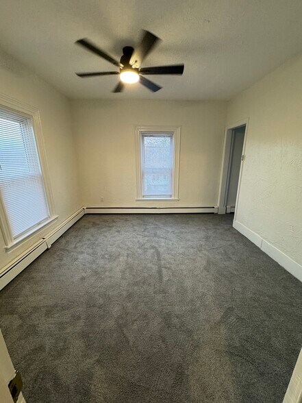 Building Photo - 22 Cottage St