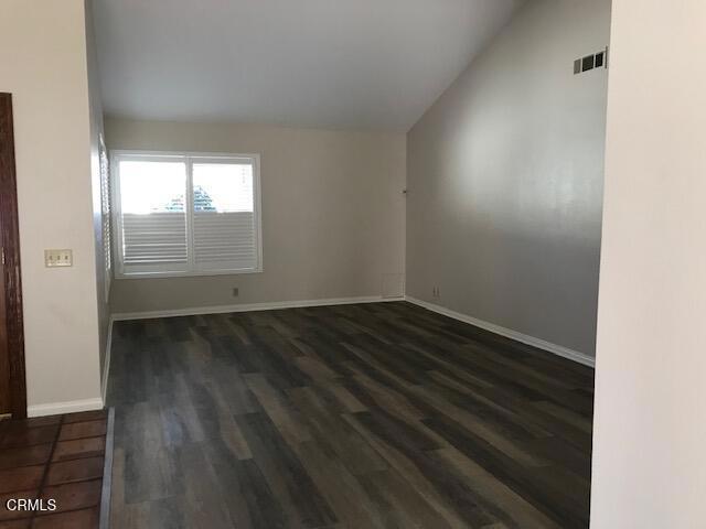 Building Photo - 157 N Linden Dr