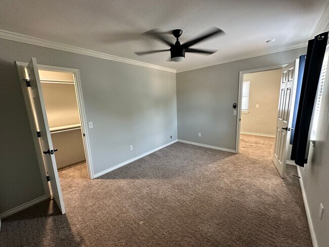 Building Photo - 2 bed 1.5 house NW OKC