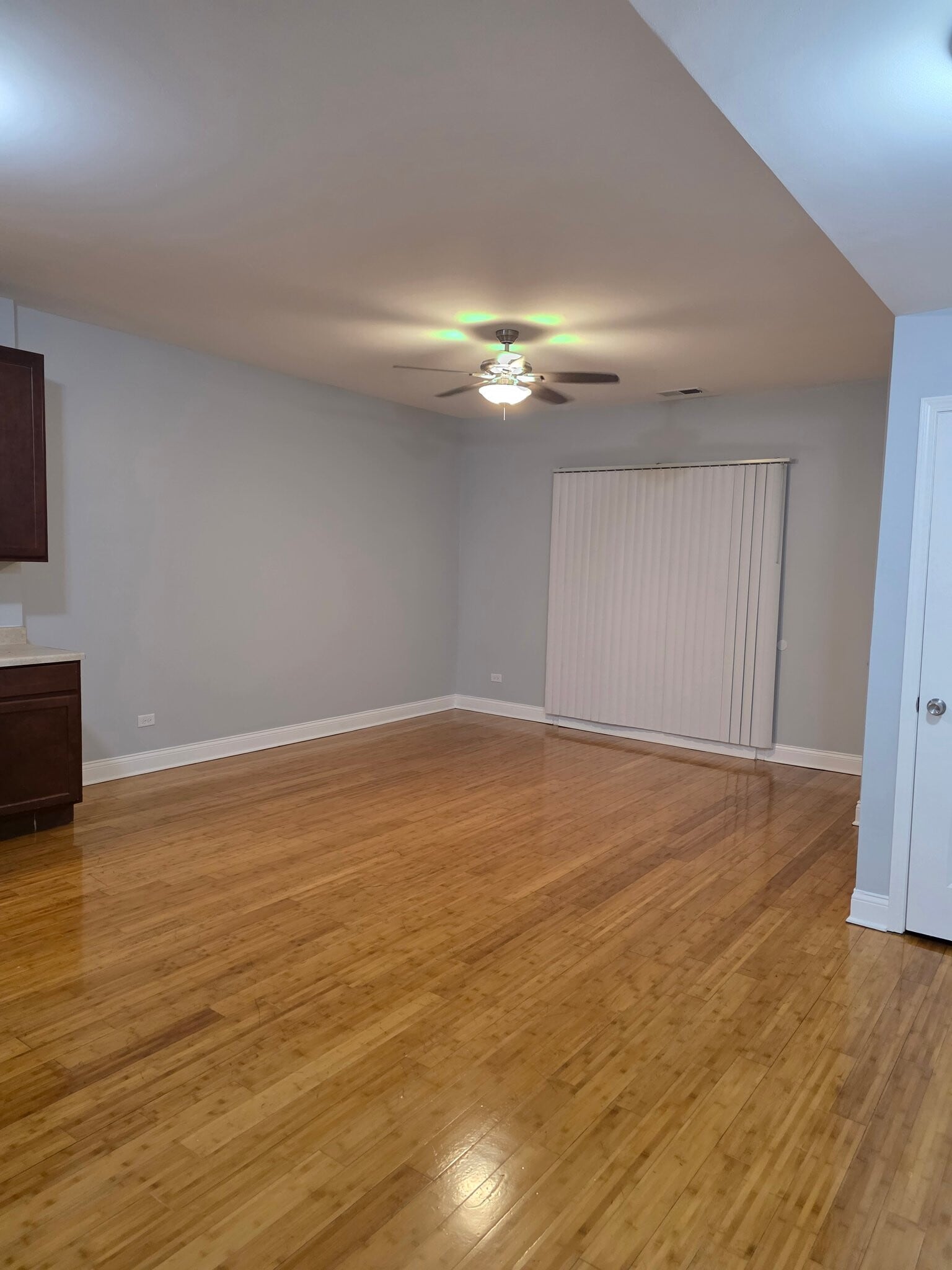 Building Photo - 1231 S Avers Ave