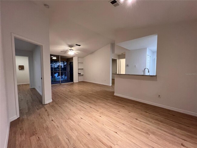 Building Photo - 7511 Seurat St