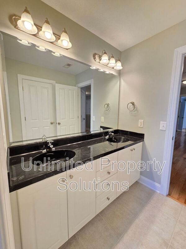 Building Photo - 4838 Whitner Dr