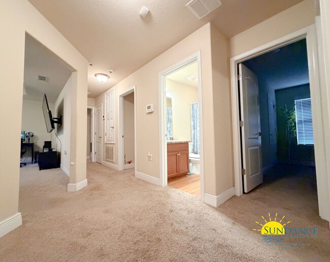 Building Photo - Charming Cul-de-Sac Home in Monticello Estates, Milton