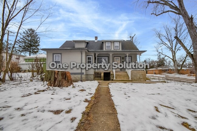 Primary Photo - 4589 Hayes St