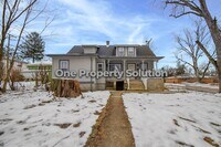 Building Photo - 4589 Hayes St