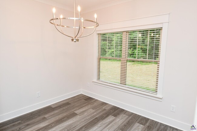 Building Photo - 209 Willowbrook Ln