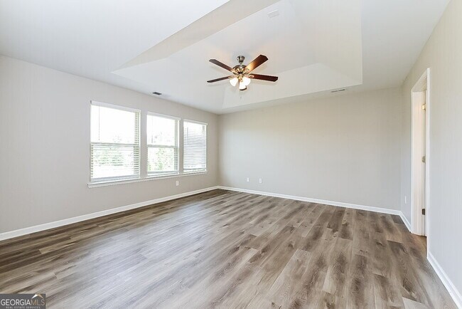 Building Photo - 175 Biscayne Terrace