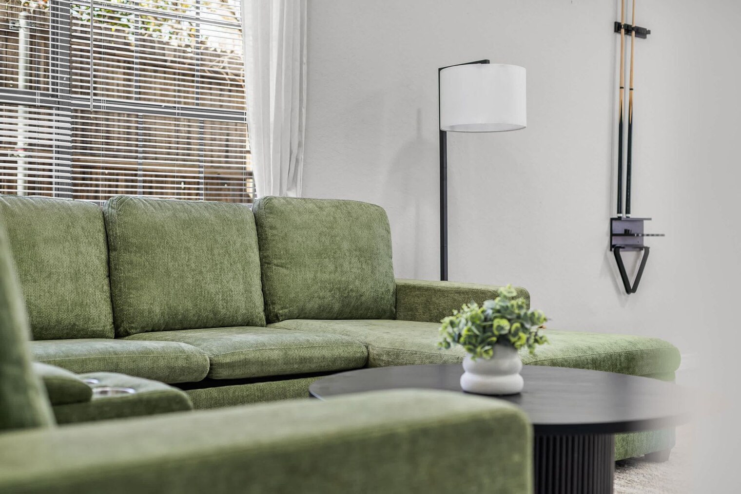 Building Photo - 1040 Eagle Dr