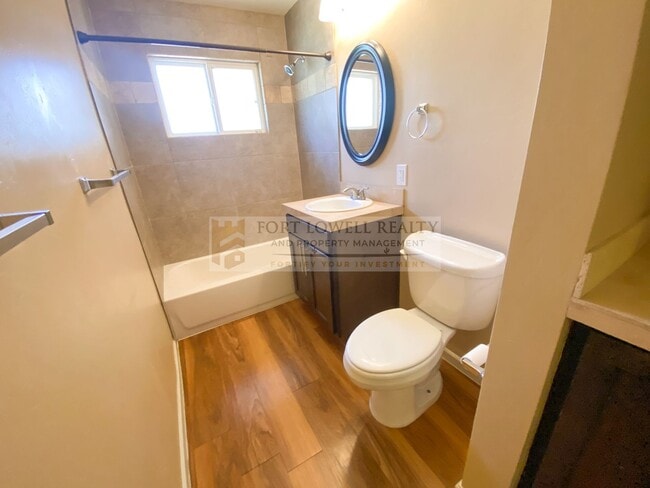 Building Photo - Beautiful 3 Bed, 2 Bath with Pool!! NO HOA!!! (Available on 05/01/26)