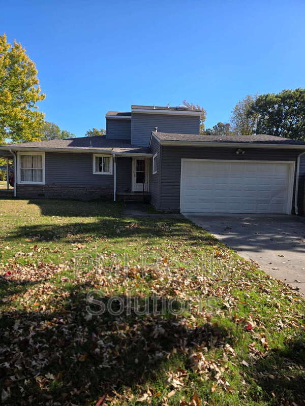 Building Photo - 4506 E 38th Pl