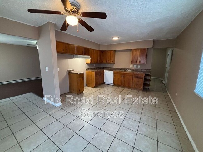 Building Photo - 3004 Finley St