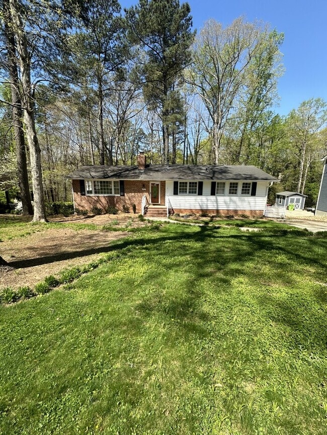 Building Photo - 5317 Coronado Dr