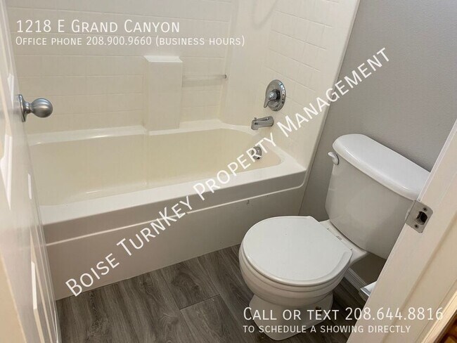 Building Photo - 1218 E Grand Canyon St