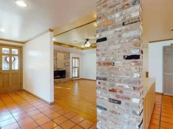 Building Photo - 7080 Blarney Dr