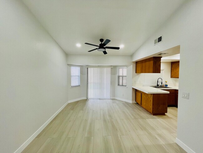 Building Photo - 1532 Michelle Ave